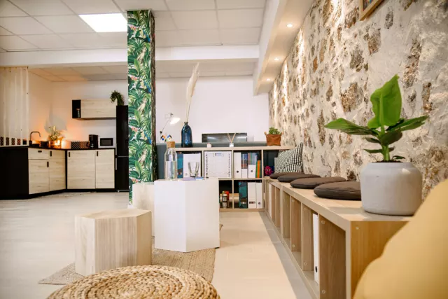 Agence Hypersthene communication graphique print et digitale Cannes Nice about8