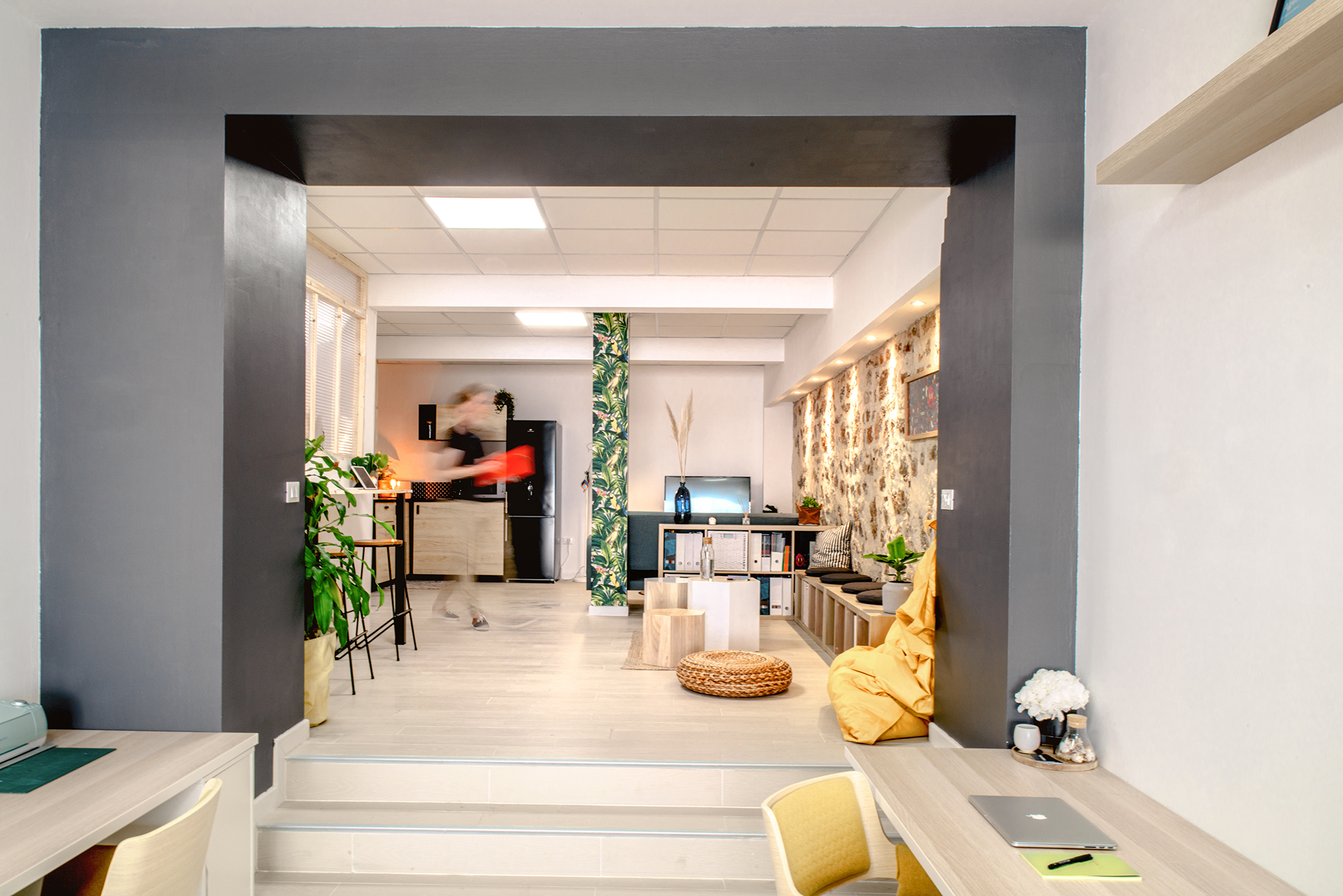 H 3 Copie En Conflit De Agence Neon