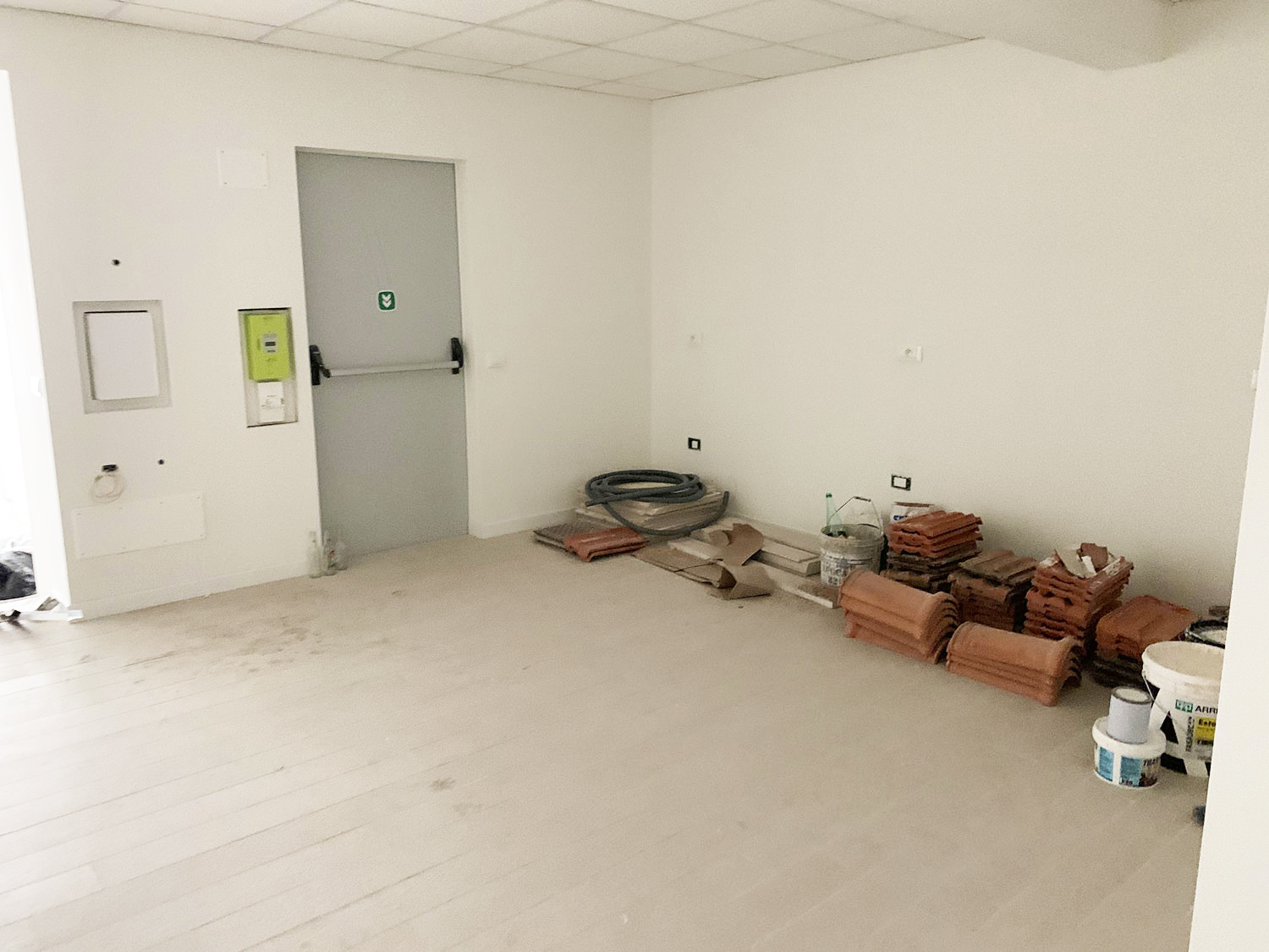nouveau-local-agence-neon-et-coworking-cannes5