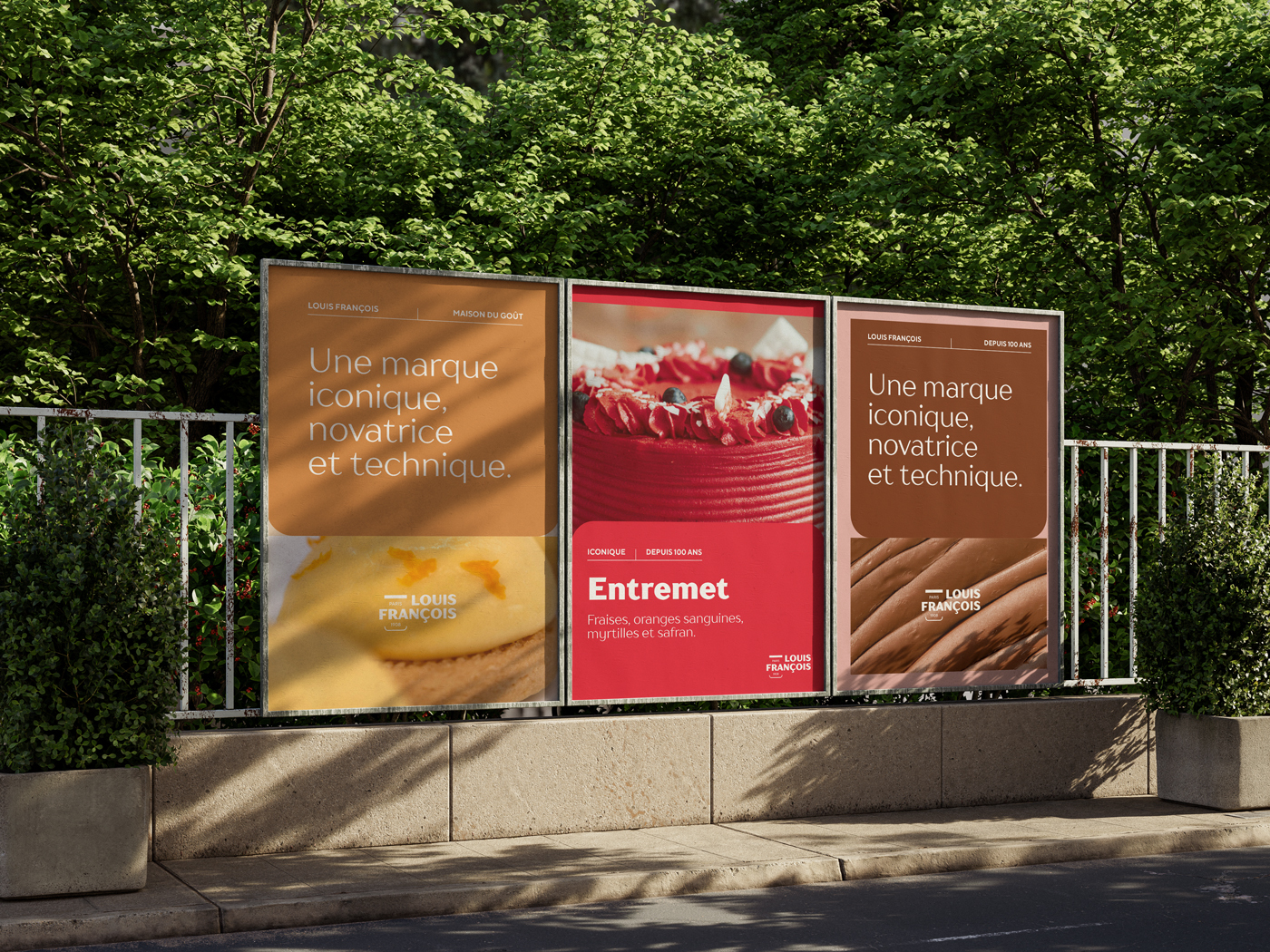 LOUISFRANÇ OIS 3 Posters Mockup