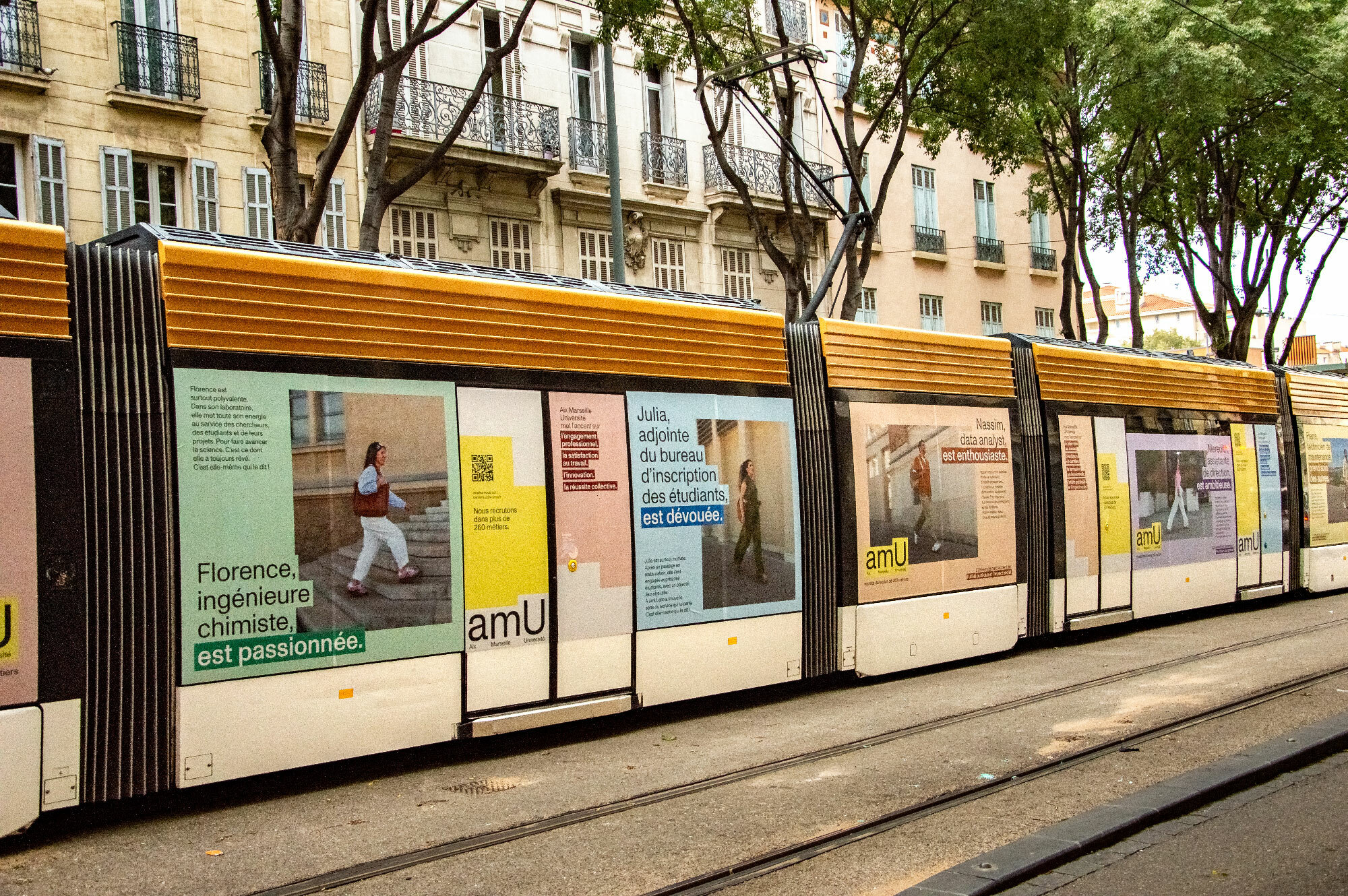 Université de Marseille MARSEILLE Tramway 16 Baies 14 portes Septembre 419762 7