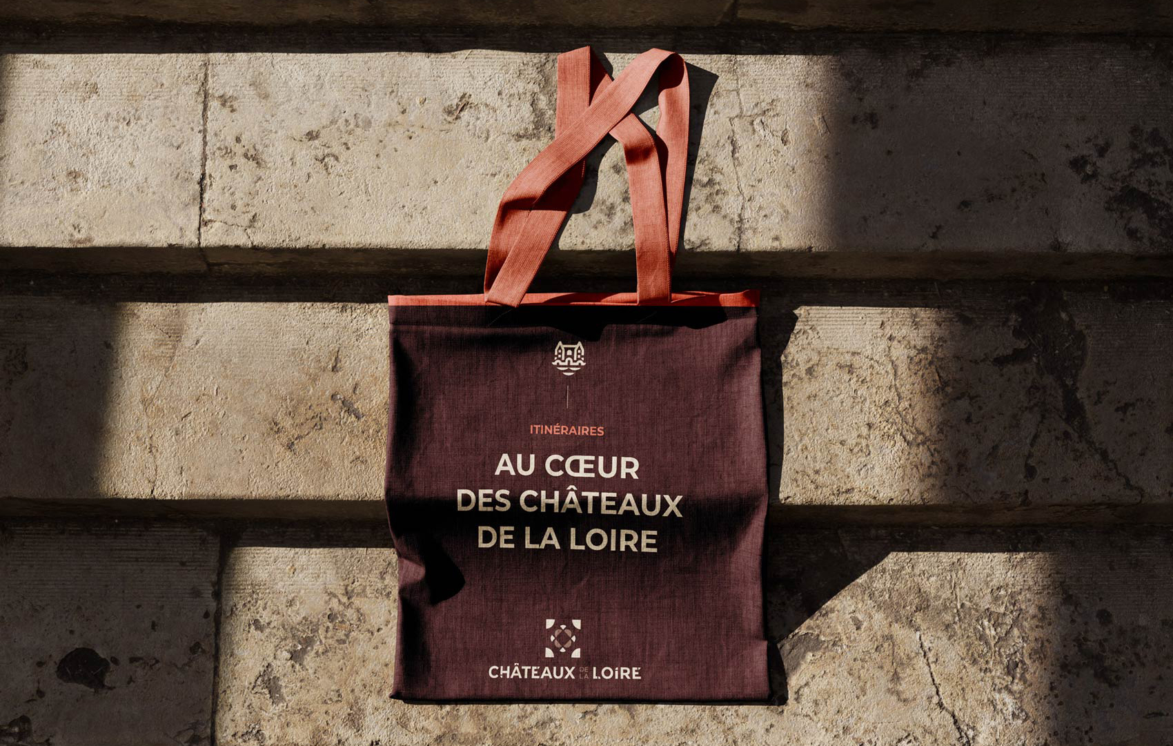 Chateau Loire Totbag